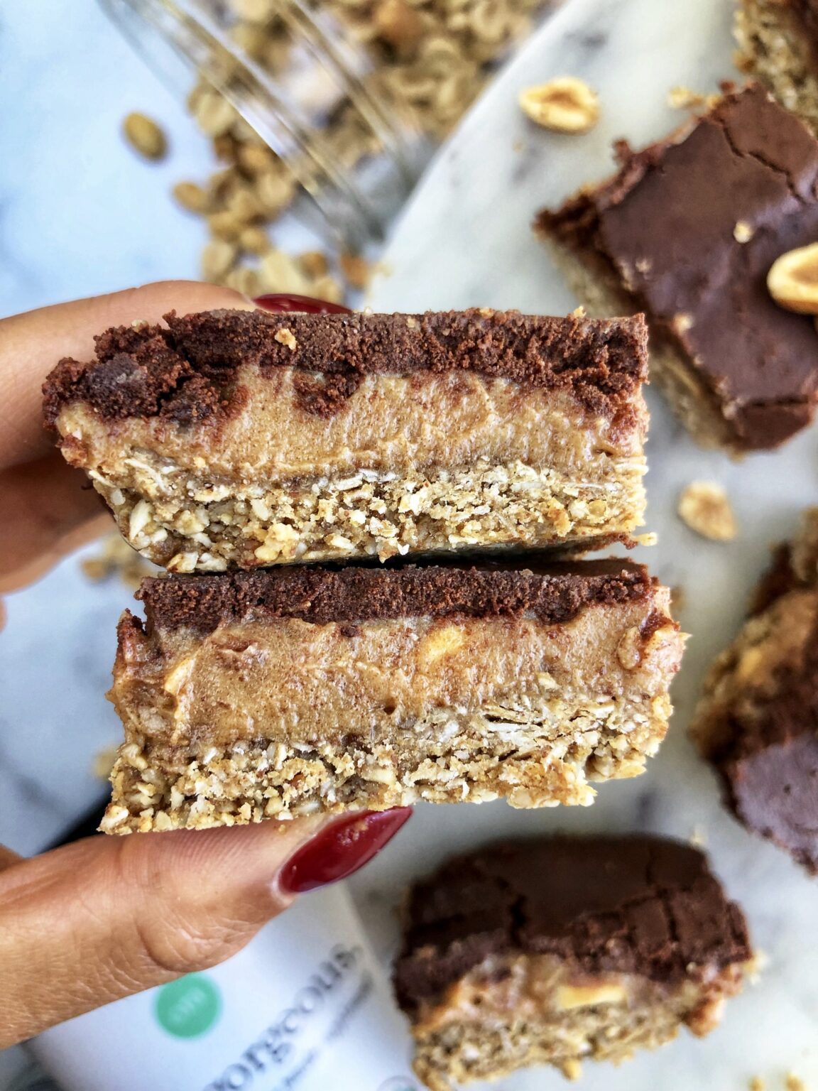 No bake peanut butter Oatmeal fudge bars (Vegan)