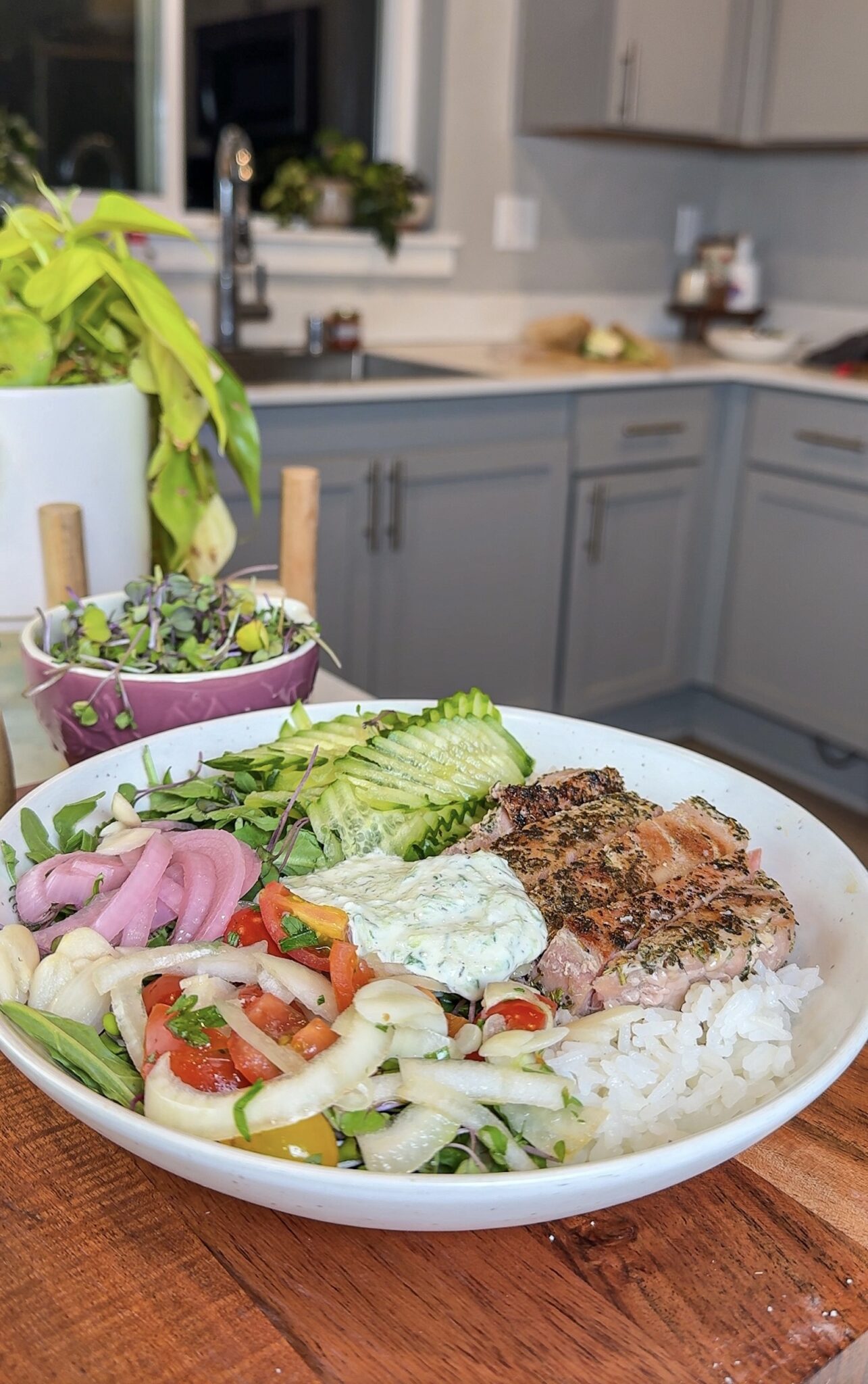 Copycat cava Bowls with balsamic date vinaigrette - danishealthyeats.com