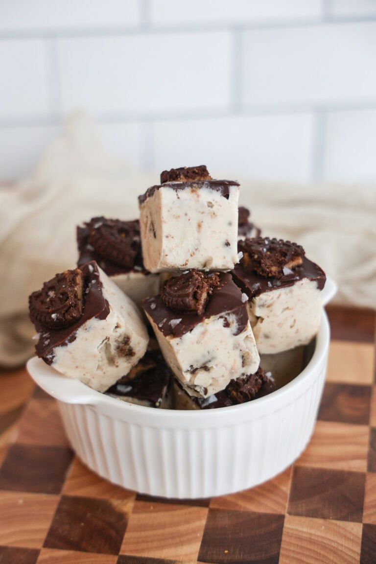 Cookies & cream frozen yogurt bites