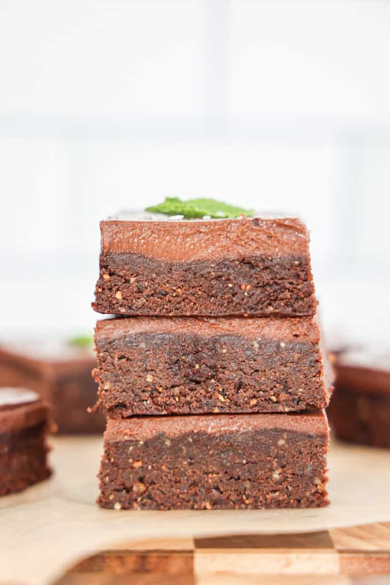 The Fudgiest no-bake mint chocolate brownies