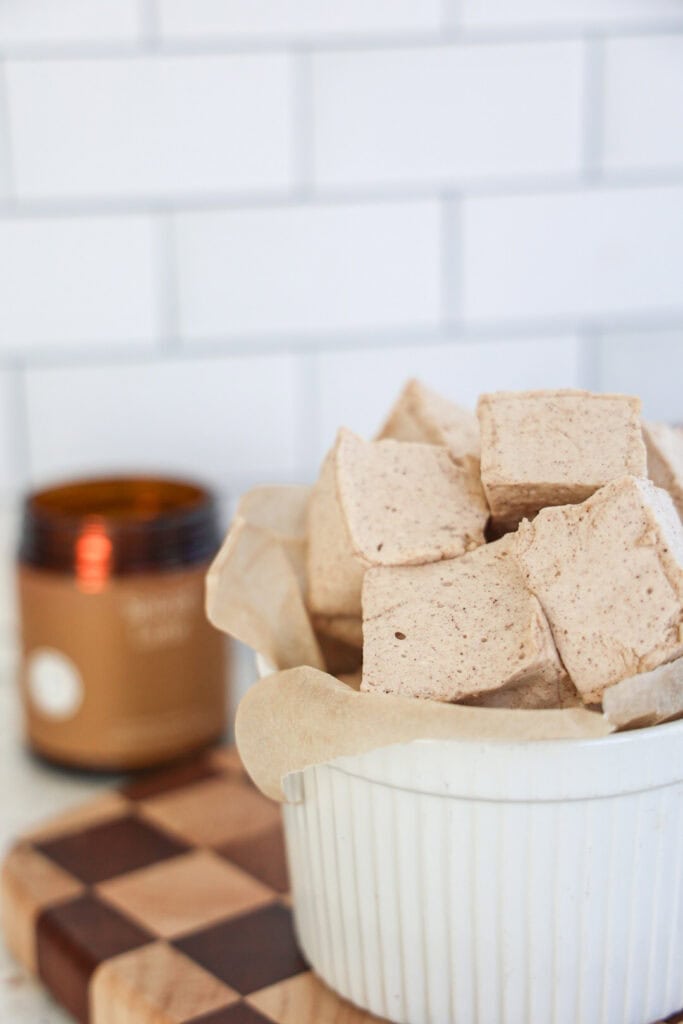 Fluffy, paleo homemade gingerbread marshmallows,