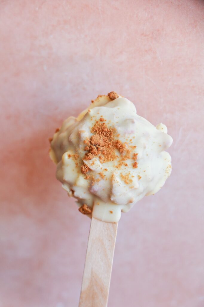 Strawberry Shortcake yogurt pops