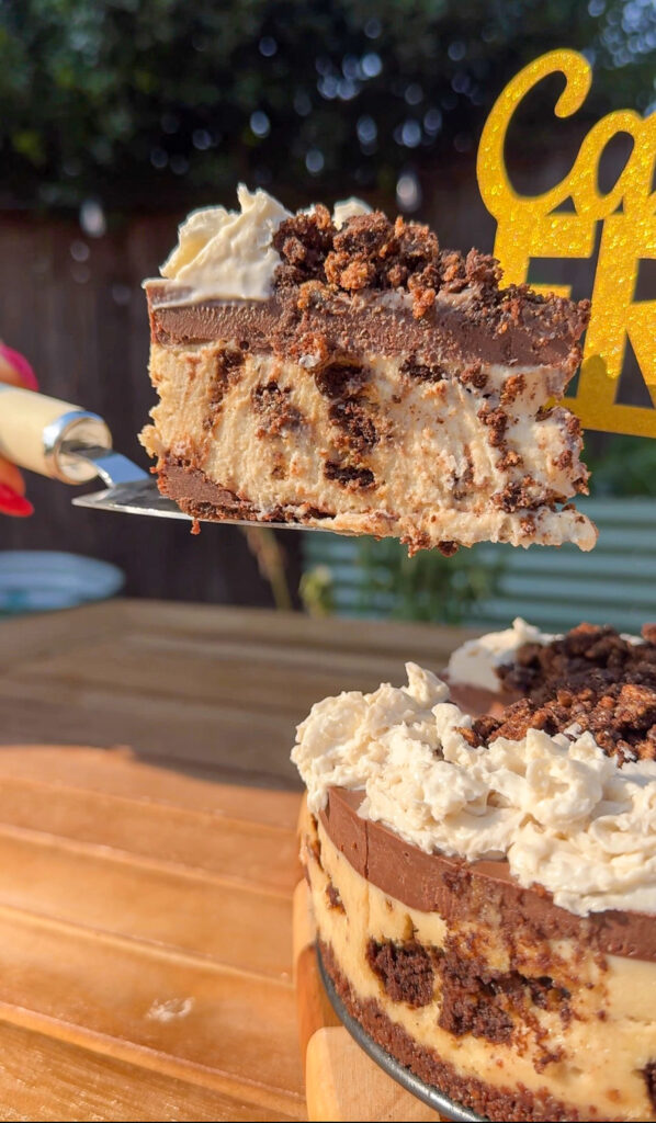 paleo oreo vegan cookies n' cream cheesecake
