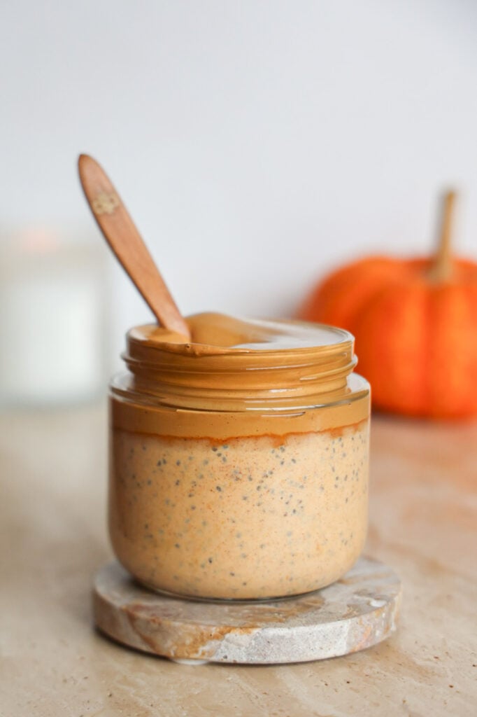 Pumpkin spice chia seed pudding